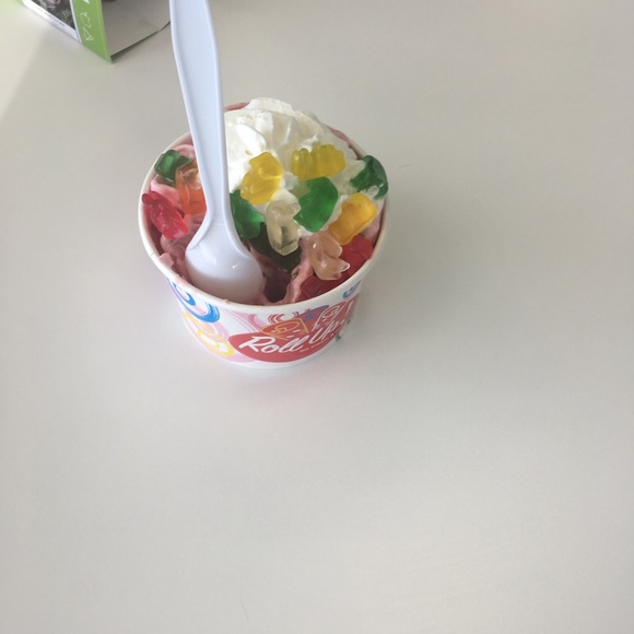 Meet your Posher, Tisha - Picture 1 of 1